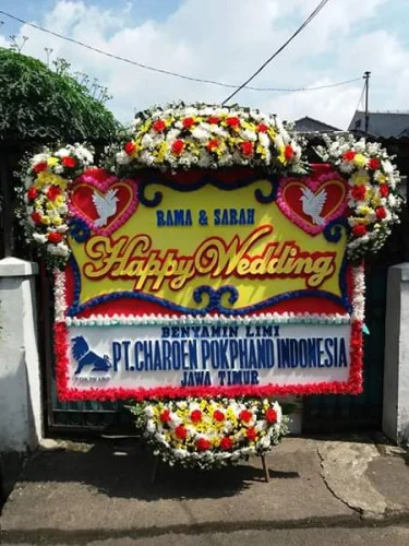 Karangan Bunga Pernikahan Tanjung Pinang